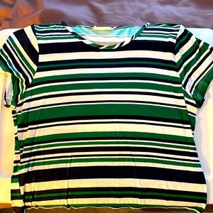 5For$15 Horizontal pattern, green, black, white, size M stretchy material